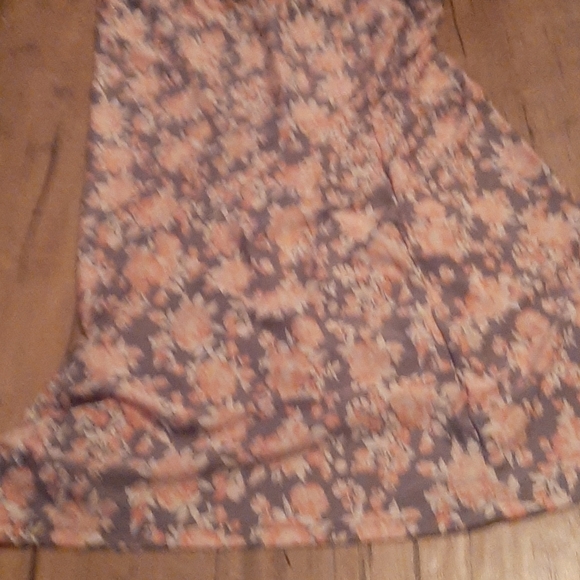 Dress - Picture 1 of 1